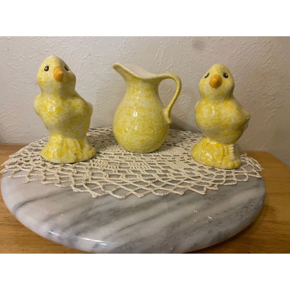 Vintage Treasure Craft Yellow Chick Salt & Pepper Shaker Set with Pitcher
